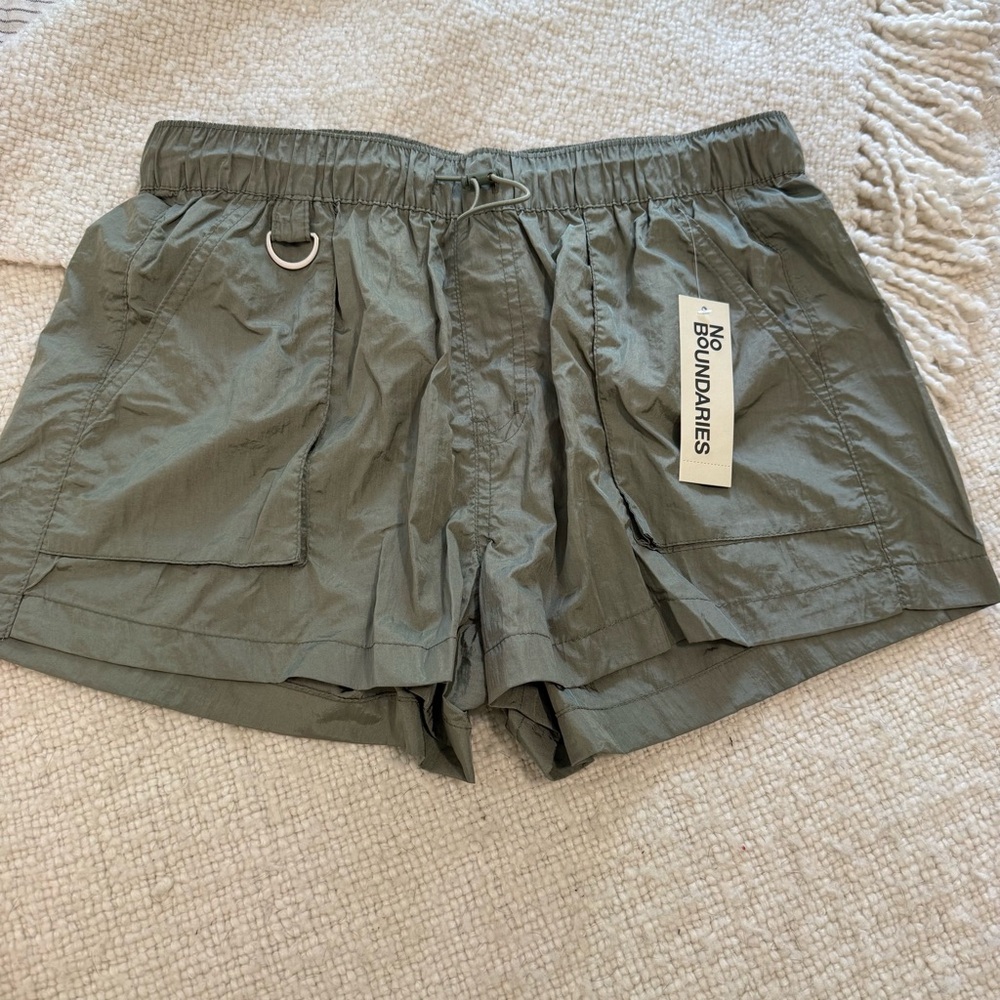 NWT NOBO Green Utility Athletic Shorts medium